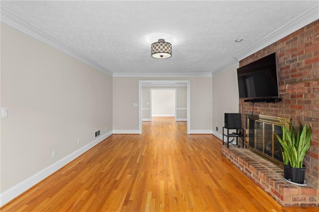 3 bedroom, 3 bathroom, 1,898 sq ft single family residence for sale at 3109 Henderson Walk, Atlanta, GA 30340 — photo 7