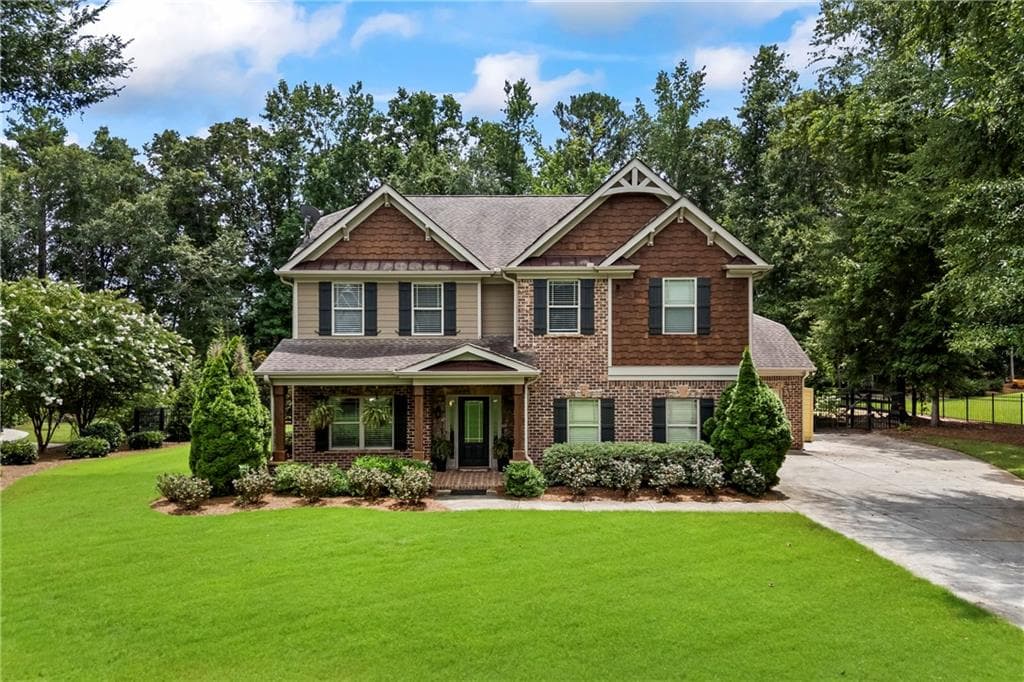 4 bedroom, 3 bathroom, 3,310 sq ft single family residence for sale at 672 Callie Circle, Jefferson, GA 30549 — photo 2