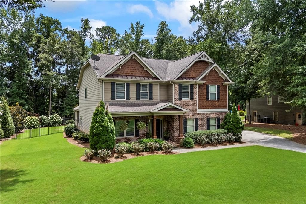4 bedroom, 3 bathroom, 3,310 sq ft single family residence for sale at 672 Callie Circle, Jefferson, GA 30549 — photo 3