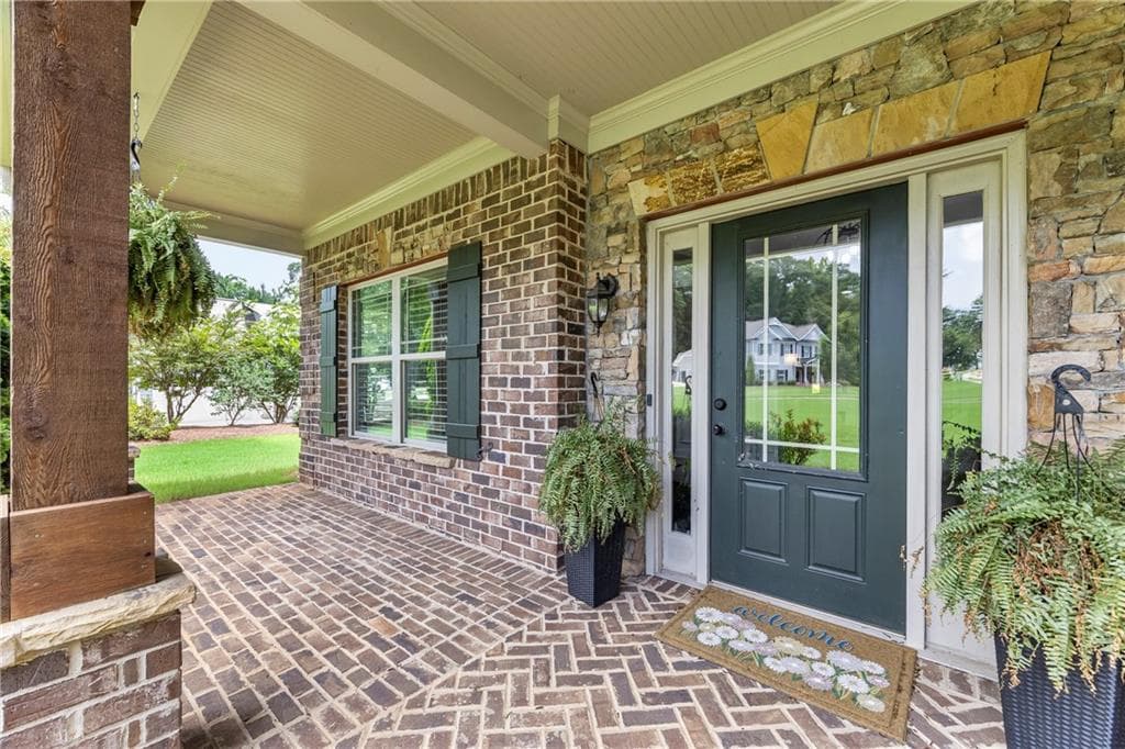 4 bedroom, 3 bathroom, 3,310 sq ft single family residence for sale at 672 Callie Circle, Jefferson, GA 30549 — photo 7