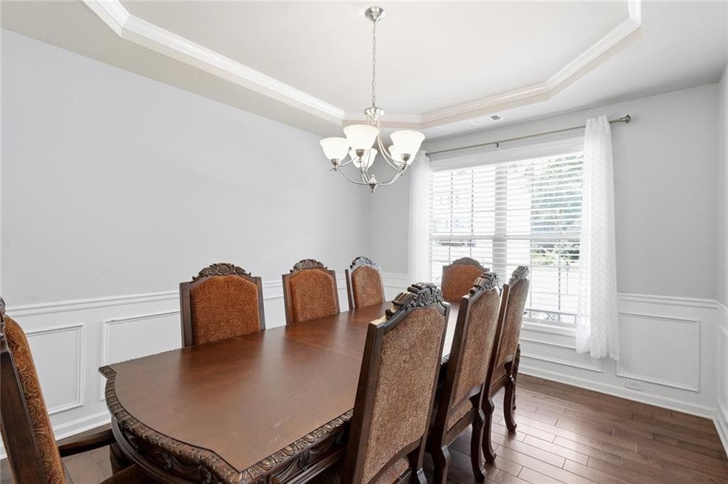 5 bedroom, 3 bathroom, 3,352 sq ft single family residence for sale at 810 Springs Crest Drive, Dallas, GA 30157 — photo 5