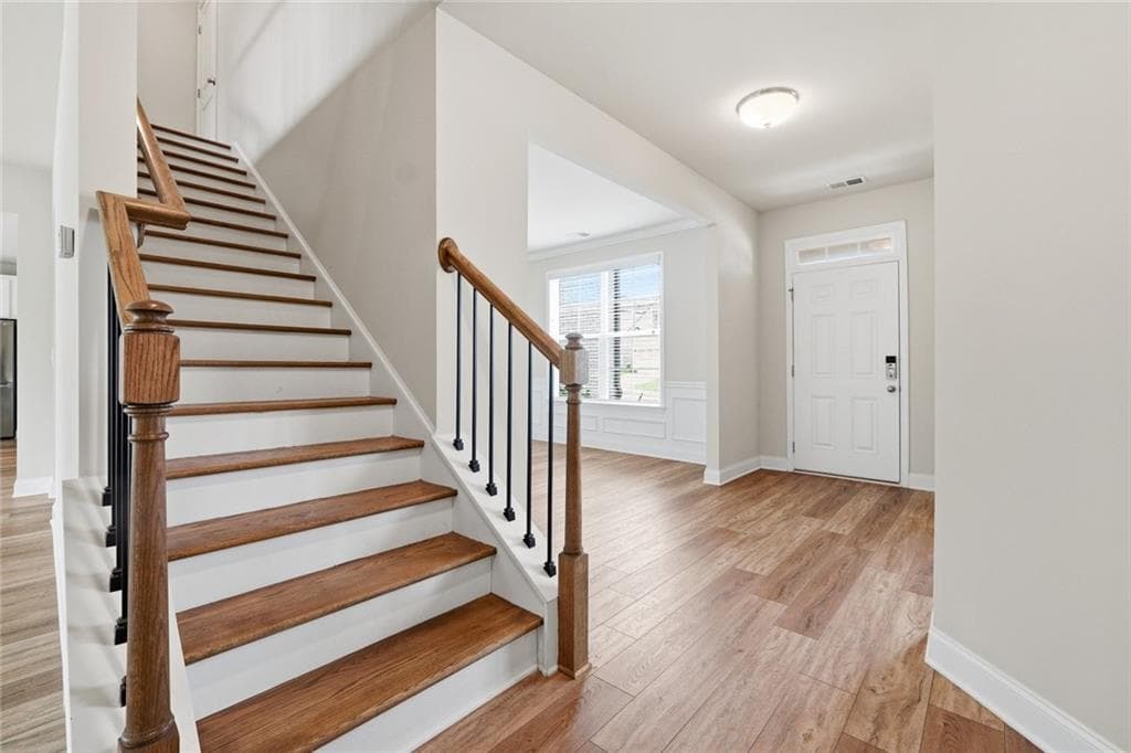 5 bedroom, 4 bathroom, 3,328 sq ft single family residence for sale at 3332 Grace Farm Lane, Buford, GA 30519 — photo 4