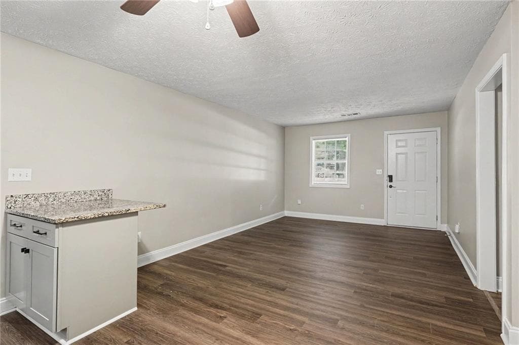 3 bedroom, 2 bathroom, 1,122 sq ft single family residence for sale at 80 Hidden Pines Drive, Covington, GA 30016 — photo 6