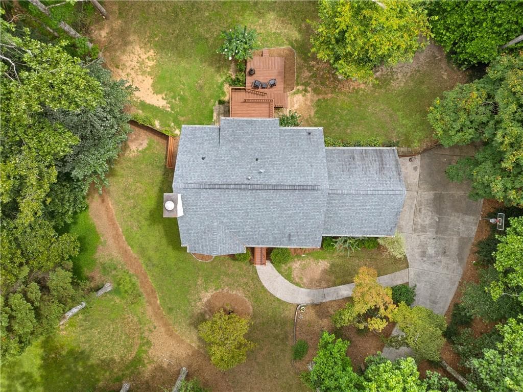 3 bedroom, 3 bathroom, 2,004 sq ft single family residence for sale at 303 Gantt Trace, Woodstock, GA 30188 — photo 6