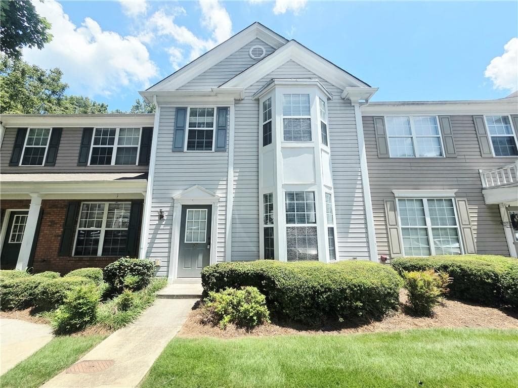 3 bedroom, 3 bathroom, 1,370 sq ft townhouse for rent at 4645 Valais Court 87, Alpharetta, GA 30022 for $2,100 a month