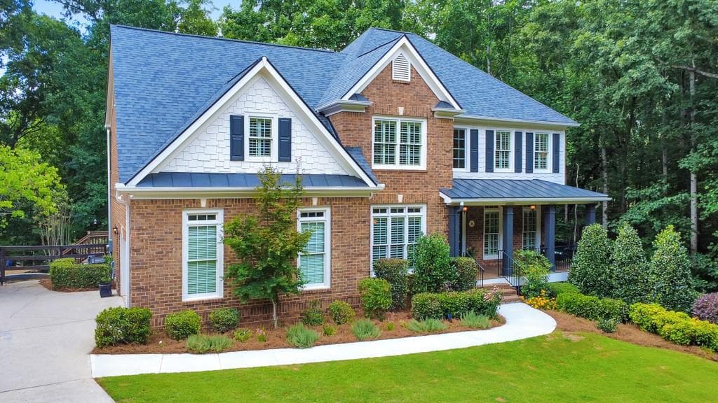 5 bedroom, 4 bathroom, 3,105 sq ft single family residence under contract at 351 Collegiate Drive, Powder Springs, GA 30127