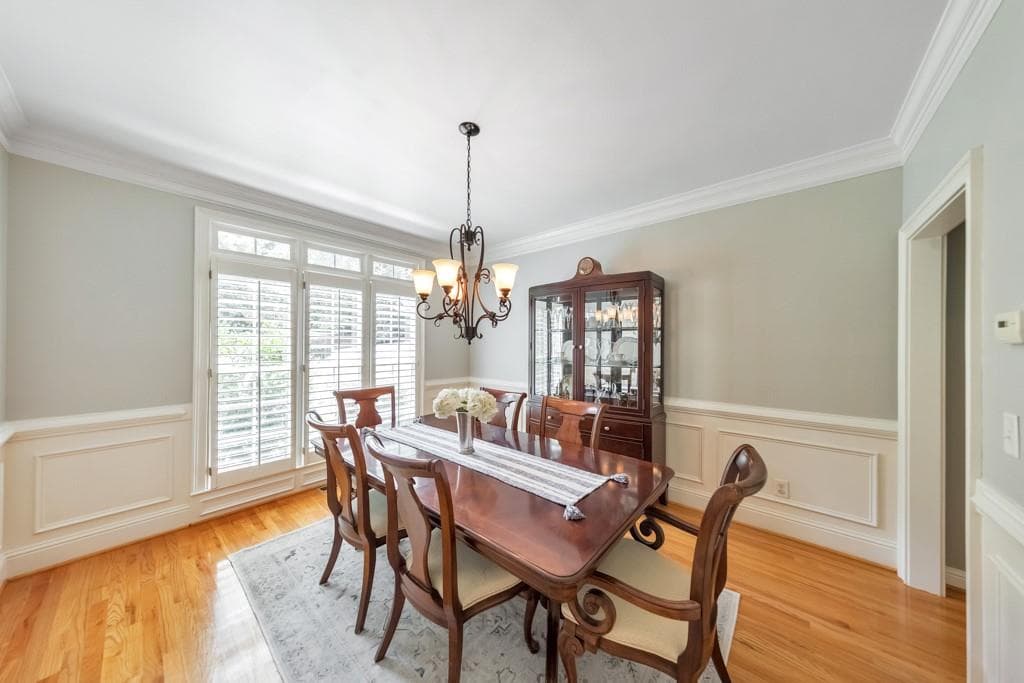 5 bedroom, 4 bathroom, 3,105 sq ft single family residence under contract at 351 Collegiate Drive, Powder Springs, GA 30127 — photo 9