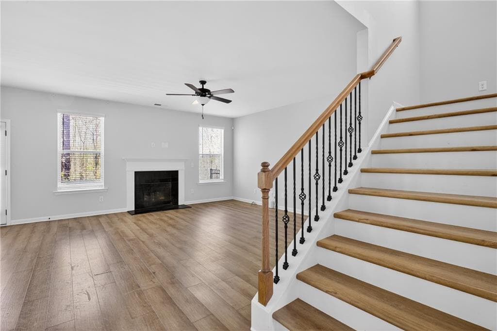 5 bedroom, 3 bathroom, 3,162 sq ft single family residence for sale at 4890 Sultana Way, Atlanta, GA 30331 — photo 7