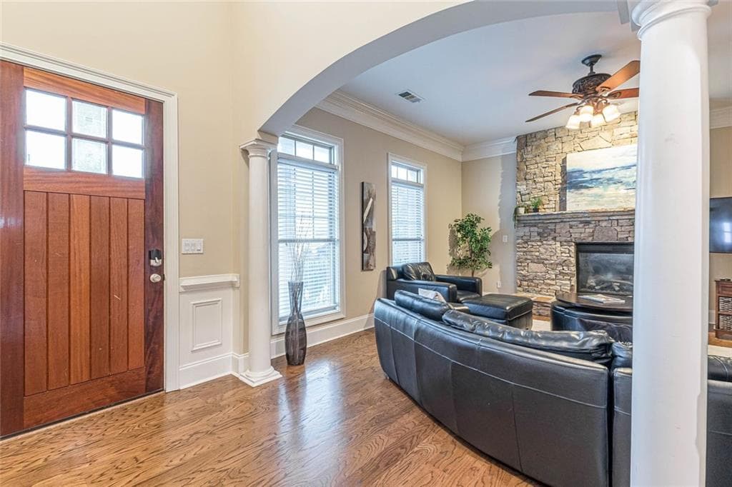 5 bedroom, 6 bathroom, 3,115 sq ft single family residence for sale at 1264 FOWLER Street, Atlanta, GA 30318 — photo 4