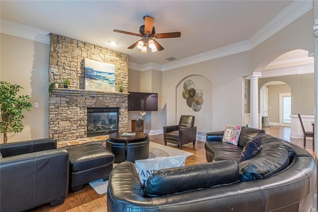 5 bedroom, 6 bathroom, 3,115 sq ft single family residence for sale at 1264 FOWLER Street, Atlanta, GA 30318 — photo 6