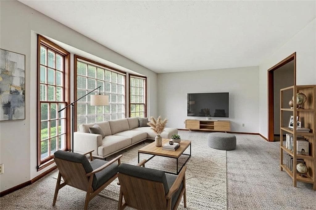4 bedroom, 3 bathroom, 1,786 sq ft single family residence for sale at 3021 Wendwood Drive, Marietta, GA 30062 — photo 4