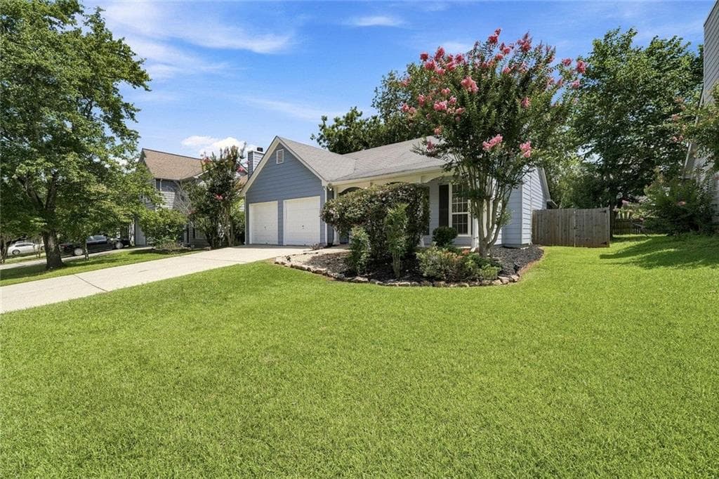 3 bedroom, 2 bathroom, 1,443 sq ft single family residence for sale at 4582 Grove Park Way, Acworth, GA 30101 — photo 2