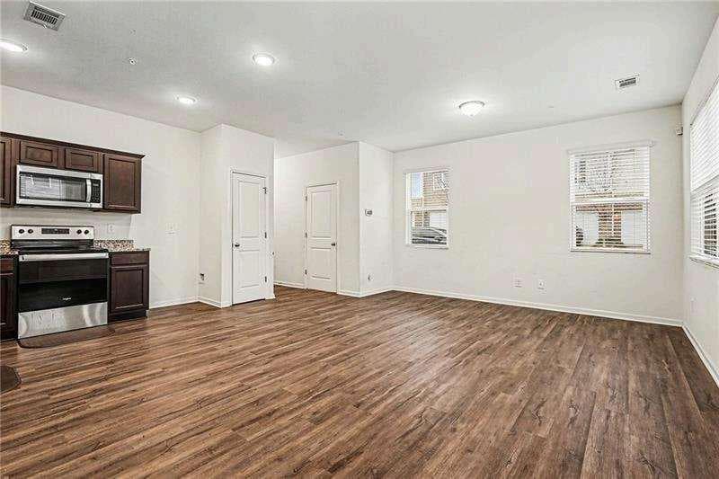 3 bedroom, 3 bathroom, 1,589 sq ft townhouse for sale at 2040 Wildflower Way, Conyers, GA 30012 — photo 10