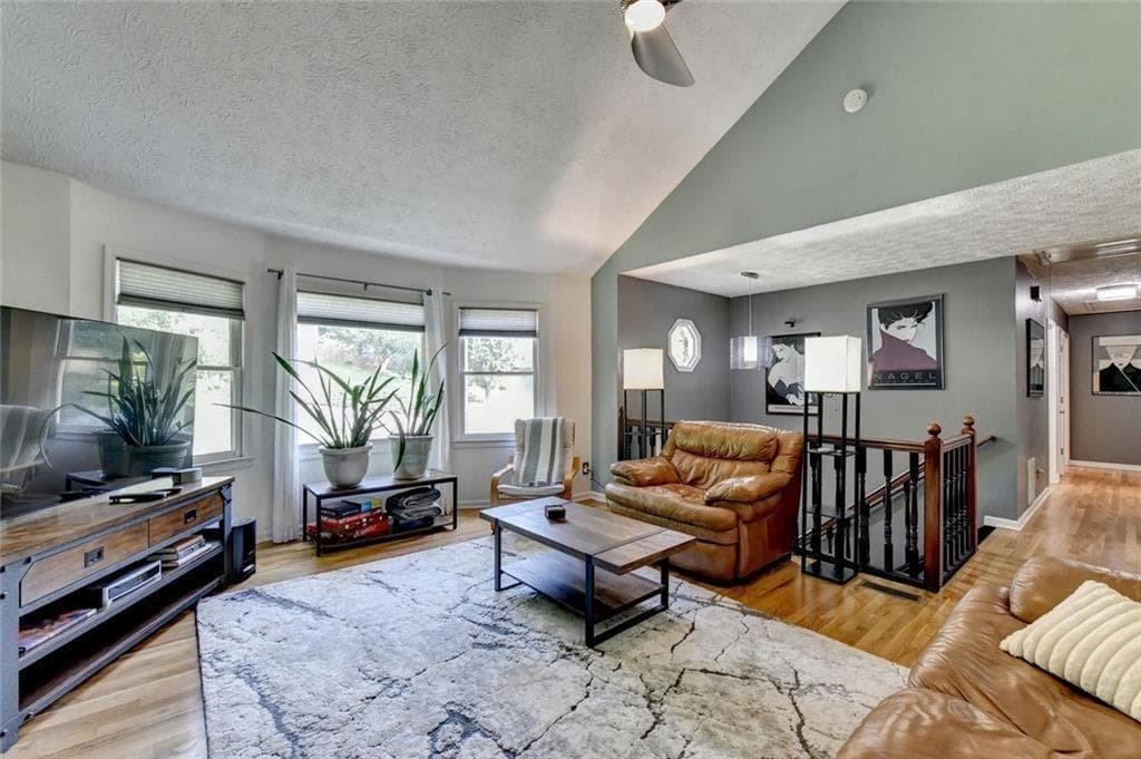 4 bedroom, 3 bathroom, 2,438 sq ft single family residence for sale at 6224 Ivy Springs Drive, Flowery Branch, GA 30542 — photo 7