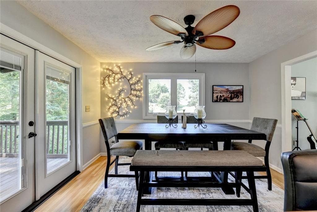 4 bedroom, 3 bathroom, 2,438 sq ft single family residence for sale at 6224 Ivy Springs Drive, Flowery Branch, GA 30542 — photo 10