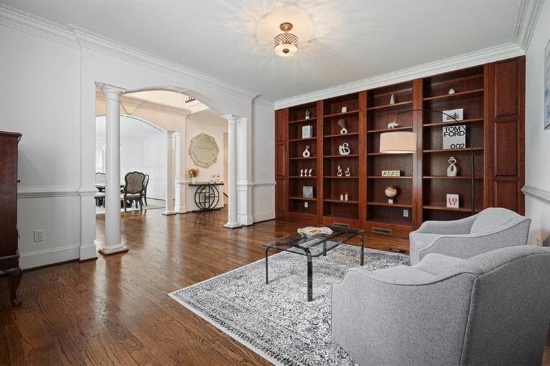 4 bedroom, 5 bathroom, 6,407 sq ft single family residence for sale at 10470 Stanyan Street, Alpharetta, GA 30022 — photo 6