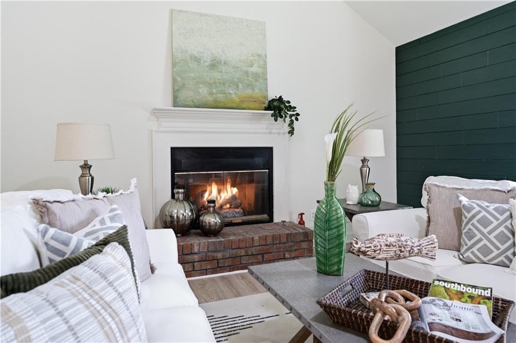 4 bedroom, 2 bathroom, 2,506 sq ft single family residence for sale at 2526 Shiloh Court West, Kennesaw, GA 30152 — photo 6
