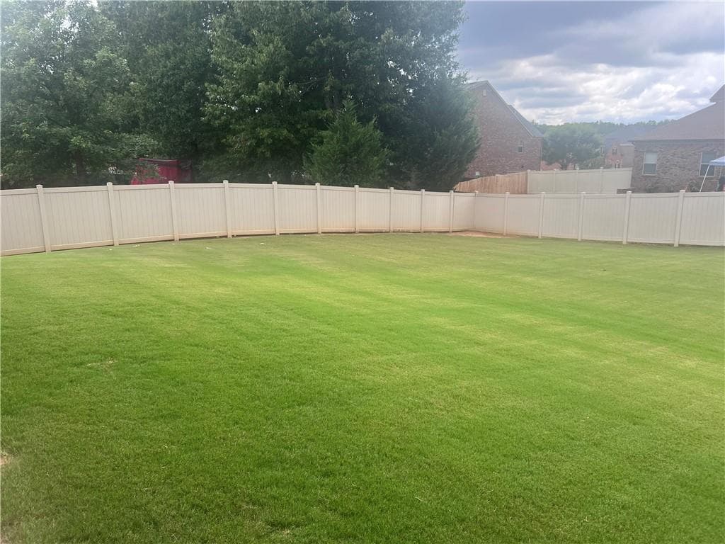 5 bedroom, 4 bathroom, 4,295 sq ft single family residence under contract at 808 Bufflehead Court, Stockbridge, GA 30281 — photo 6