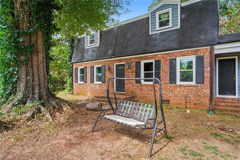 4 bedroom, 4 bathroom, 2,780 sq ft single family residence for sale at 1019 E College Street, Griffin, GA 30224 — photo 3