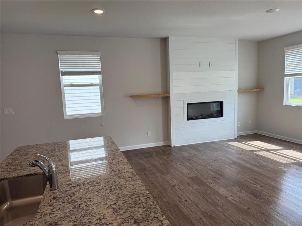 3 bedroom, 3 bathroom, 1,912 sq ft townhouse for rent at 5223 Canberra Drive, Flowery Branch, GA 30542 for $1,990 a month — photo 4