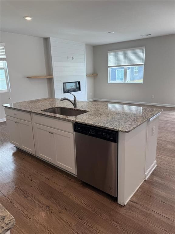 3 bedroom, 3 bathroom, 1,912 sq ft townhouse for rent at 5223 Canberra Drive, Flowery Branch, GA 30542 for $1,990 a month — photo 7