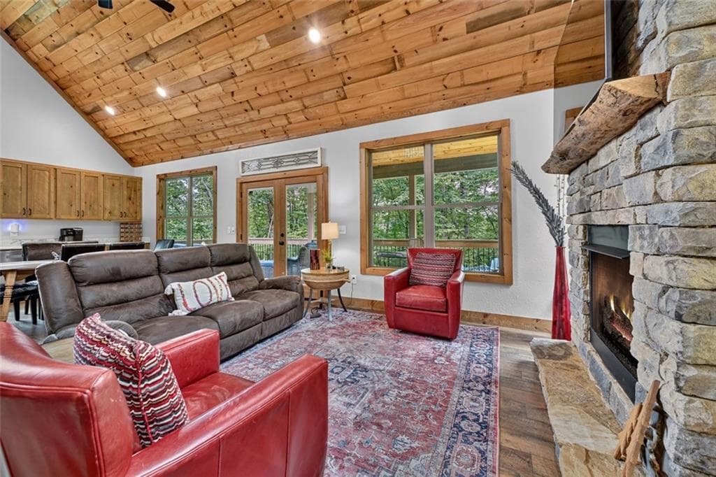 3 bedroom, 2 bathroom, 2,040 sq ft single family residence for sale at 232 Ridge Oaks Way, Ellijay, GA 30540 — photo 7