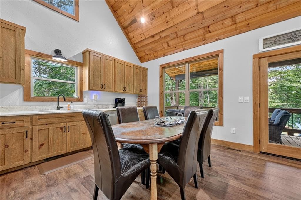 3 bedroom, 2 bathroom, 2,040 sq ft single family residence for sale at 232 Ridge Oaks Way, Ellijay, GA 30540 — photo 10