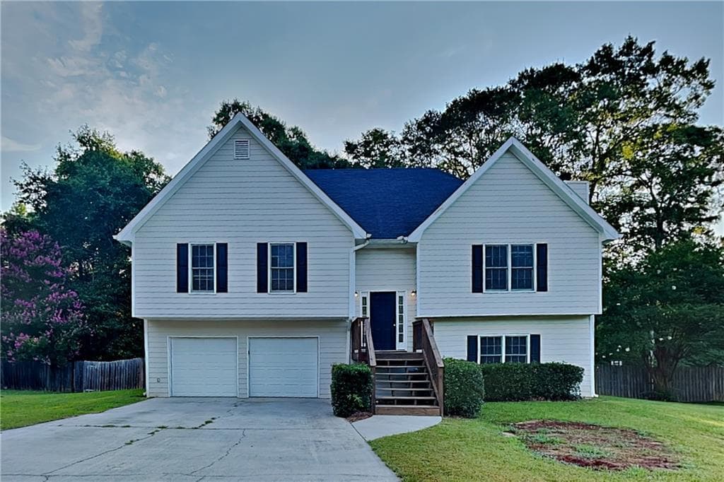 4 bedroom, 3 bathroom, 2,132 sq ft single family residence for rent at 2290 Huntington Drive, Loganville, GA 30052 for $2,245 a month — photo 1 of 22