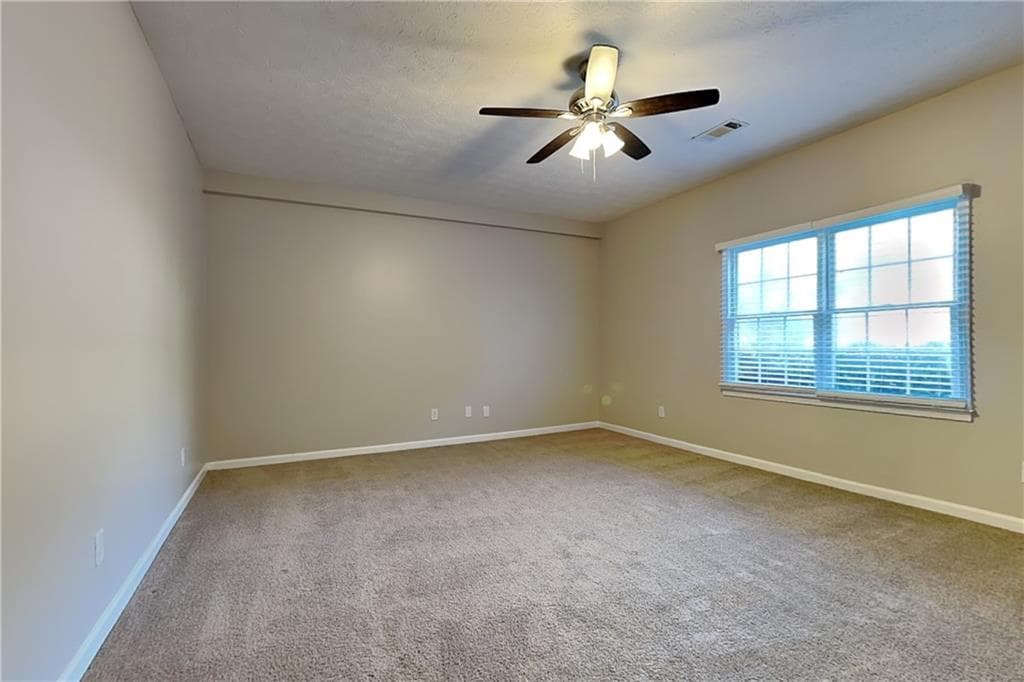 4 bedroom, 3 bathroom, 2,132 sq ft single family residence for rent at 2290 Huntington Drive, Loganville, GA 30052 for $2,245 a month — photo 6
