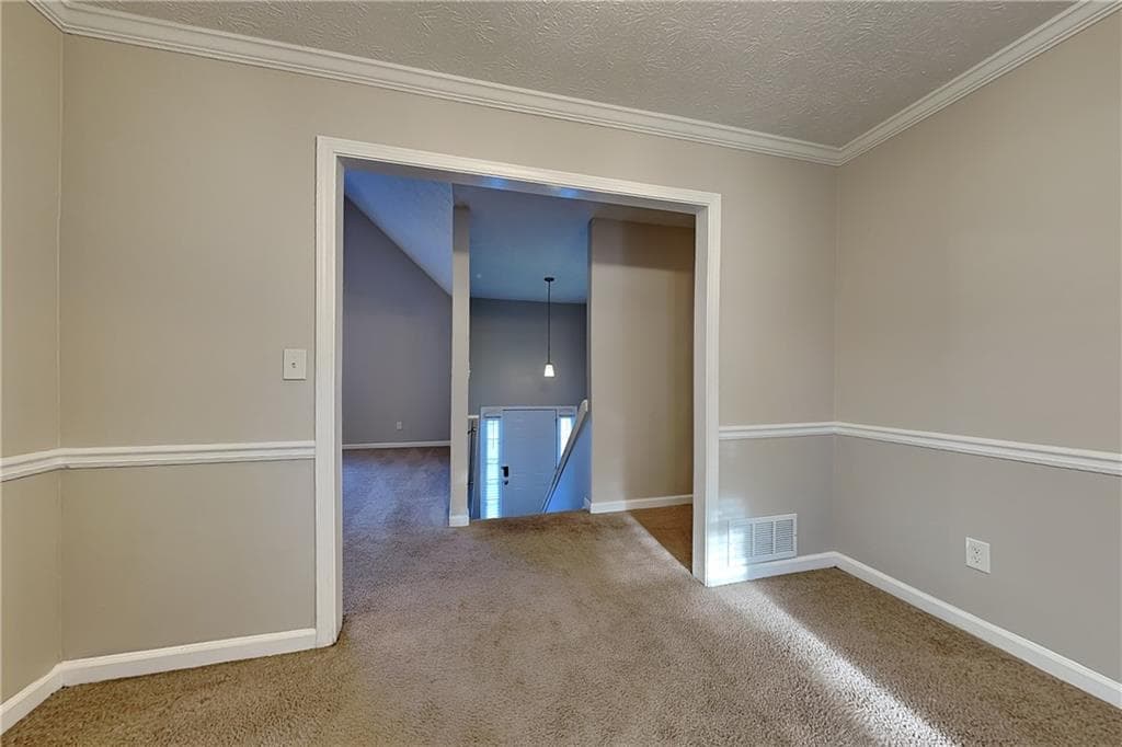 4 bedroom, 3 bathroom, 2,132 sq ft single family residence for rent at 2290 Huntington Drive, Loganville, GA 30052 for $2,245 a month — photo 8
