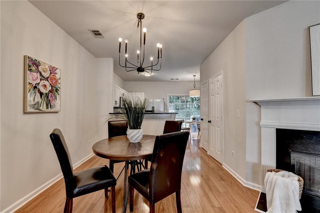 2 bedroom, 3 bathroom, 1,256 sq ft townhouse for sale at 256 Paden Cove Trail, Lawrenceville, GA 30044 — photo 8