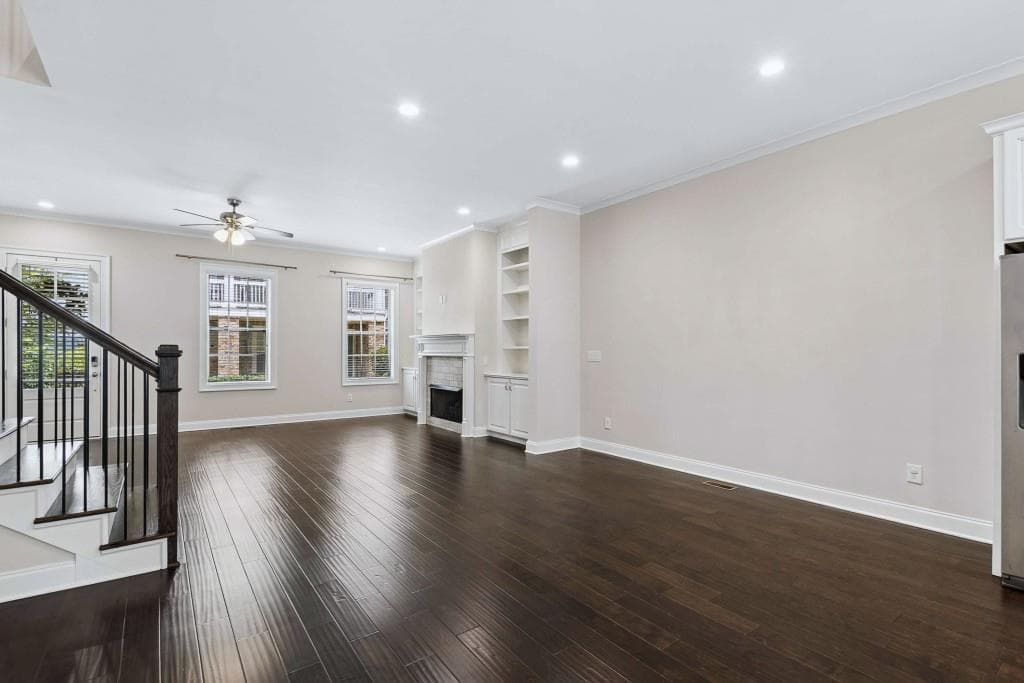 4 bedroom, 4 bathroom, 2,727 sq ft townhouse for sale at 7012 Seneca Court, Roswell, GA 30076 — photo 10