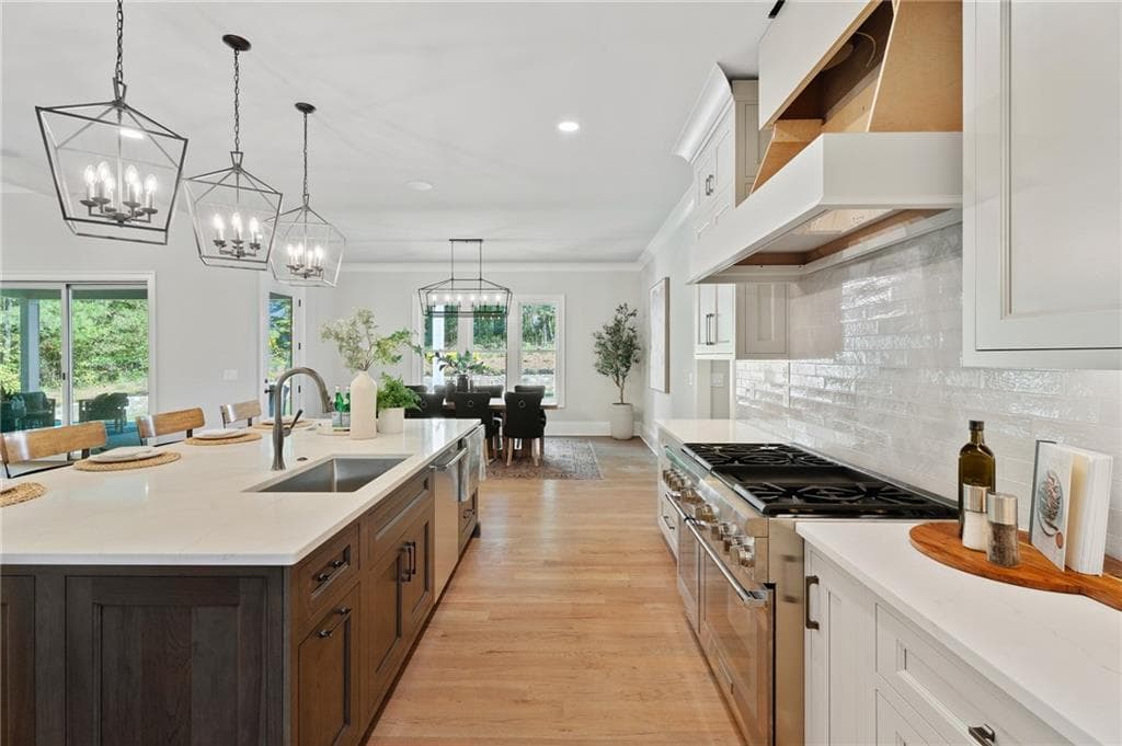 5 bedroom, 7 bathroom, 4,700 sq ft single family residence for sale at 16500 Hopewell Road, Alpharetta, GA 30004 — photo 7