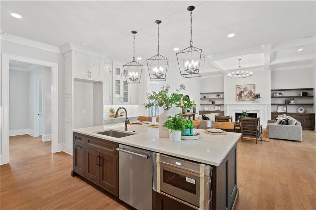 5 bedroom, 7 bathroom, 4,700 sq ft single family residence for sale at 16500 Hopewell Road, Alpharetta, GA 30004 — photo 8