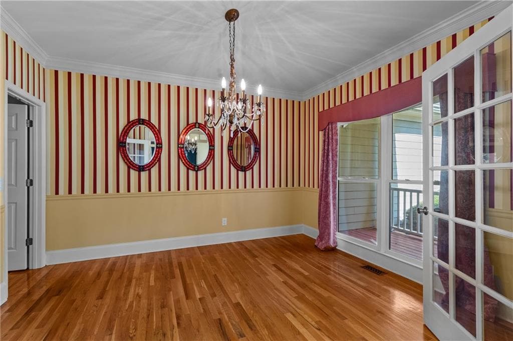 7 bedroom, 5 bathroom, 4,383 sq ft single family residence under contract at 1501 Haven Crest Drive, Powder Springs, GA 30127 — photo 6