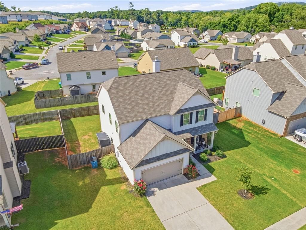 4 bedroom, 3 bathroom, 1,940 sq ft single family residence for sale at 17 Belfield Court, Adairsville, GA 30103 — photo 3