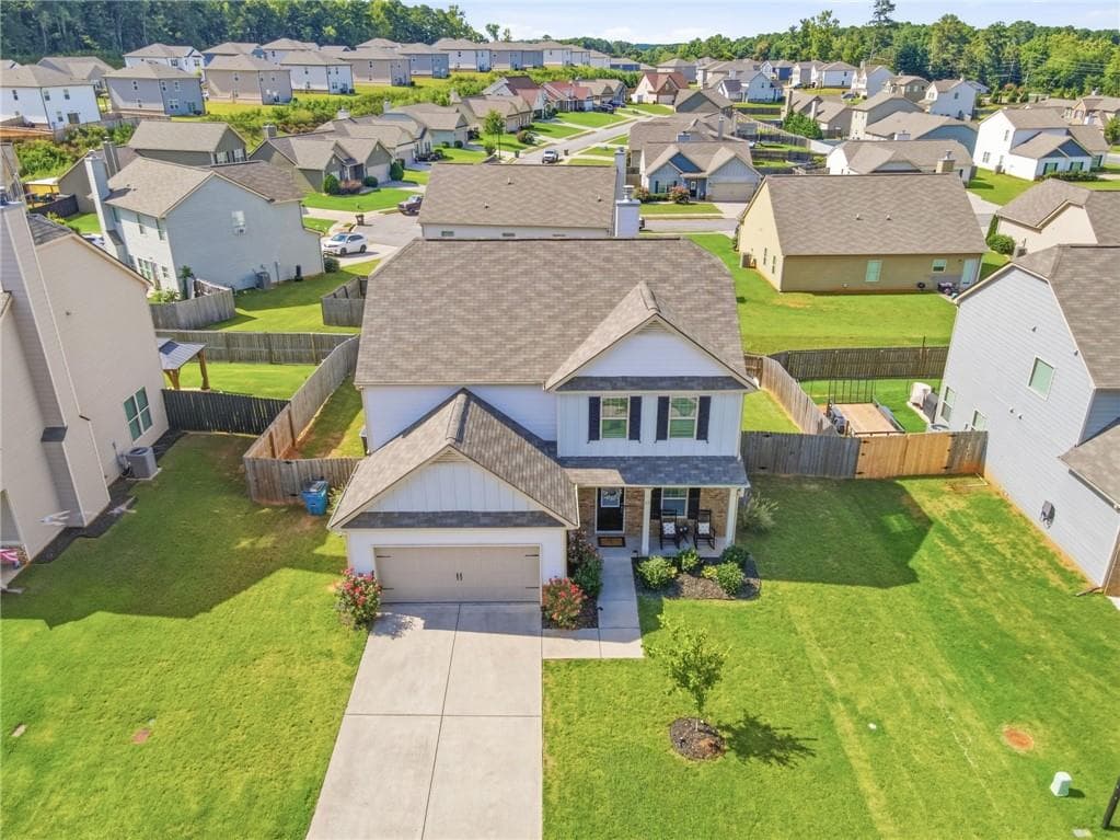 4 bedroom, 3 bathroom, 1,940 sq ft single family residence for sale at 17 Belfield Court, Adairsville, GA 30103 — photo 4