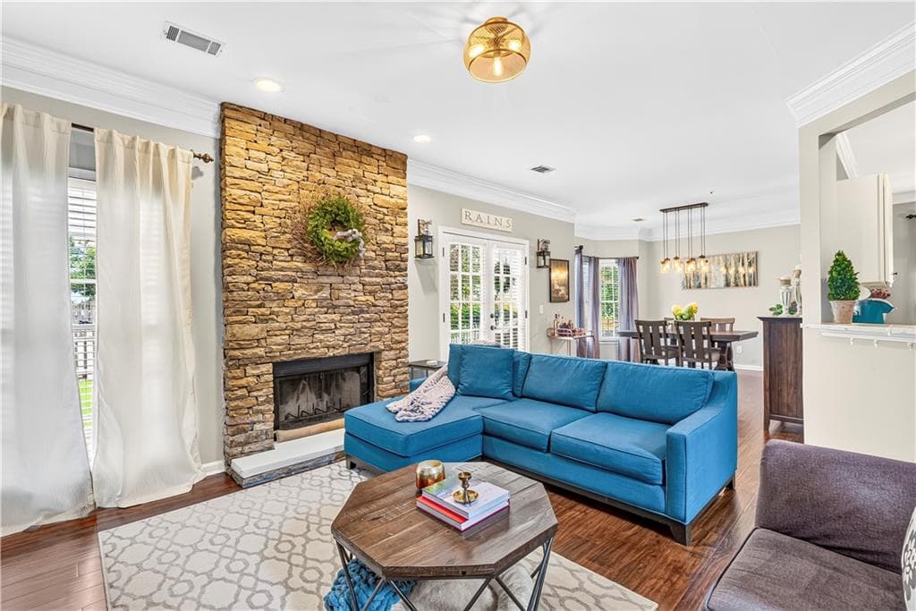 3 bedroom, 3 bathroom, 1,793 sq ft single family residence under contract at 1935 Briar Pond Way, Marietta, GA 30066 — photo 5