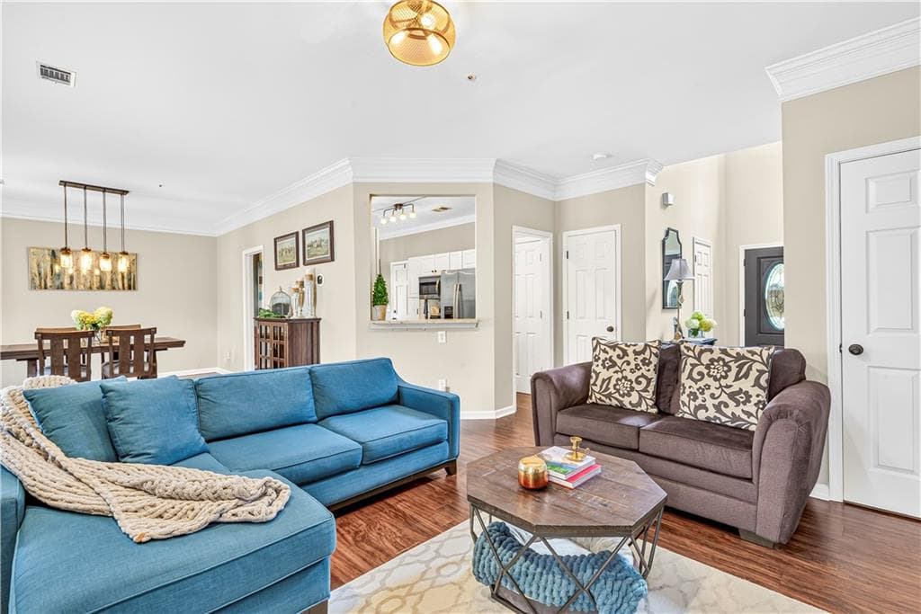 3 bedroom, 3 bathroom, 1,793 sq ft single family residence under contract at 1935 Briar Pond Way, Marietta, GA 30066 — photo 8
