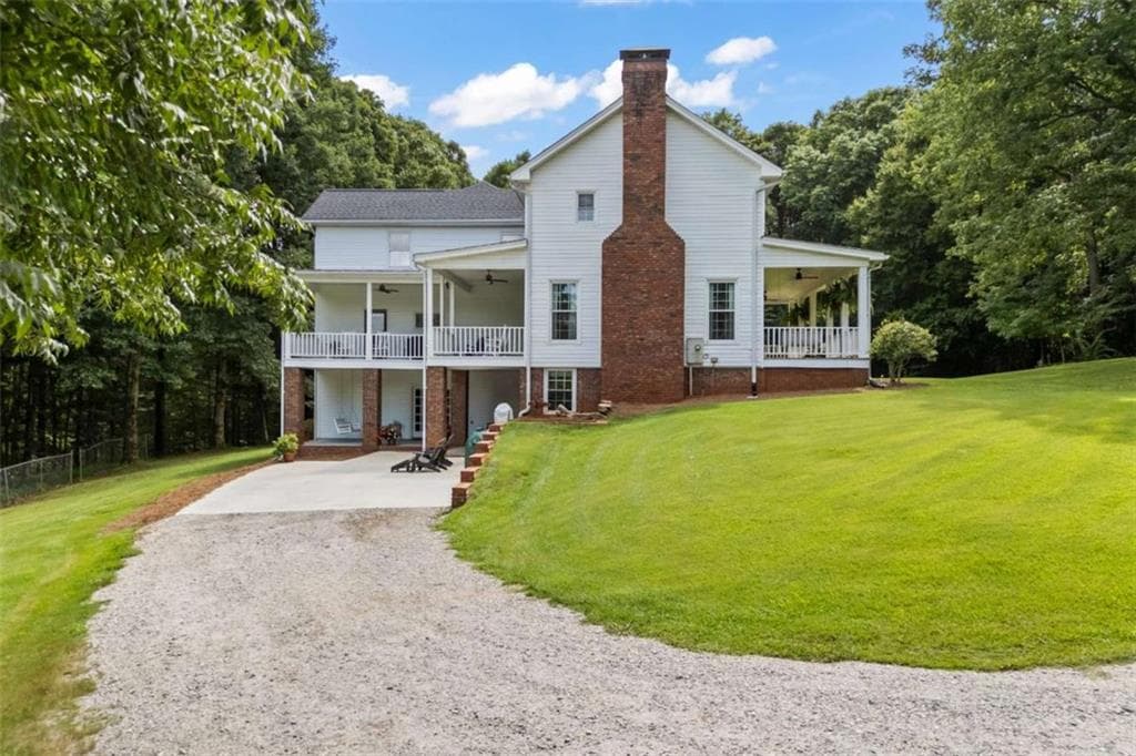 4 bedroom, 5 bathroom, 4,670 sq ft single family residence for sale at 3040 Venable Lane, Dacula, GA 30019 — photo 6