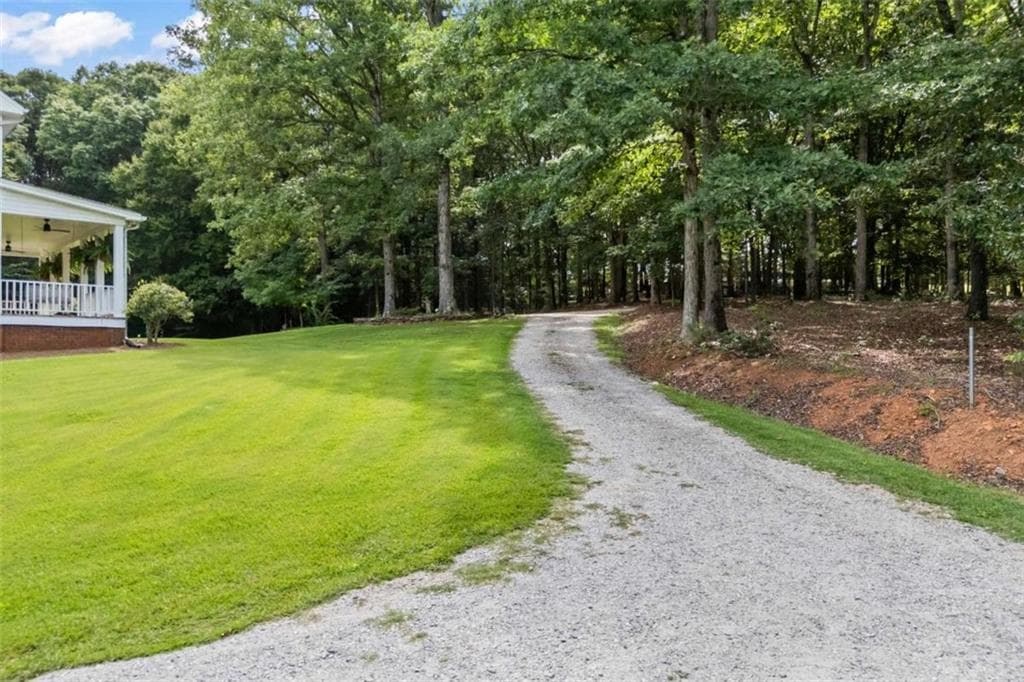 4 bedroom, 5 bathroom, 4,670 sq ft single family residence for sale at 3040 Venable Lane, Dacula, GA 30019 — photo 7