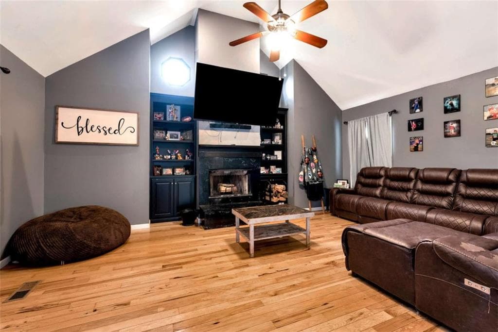3 bedroom, 2 bathroom, 2,625 sq ft single family residence under contract at 6009 Holly Springs Road, Pendergrass, GA 30567 — photo 7