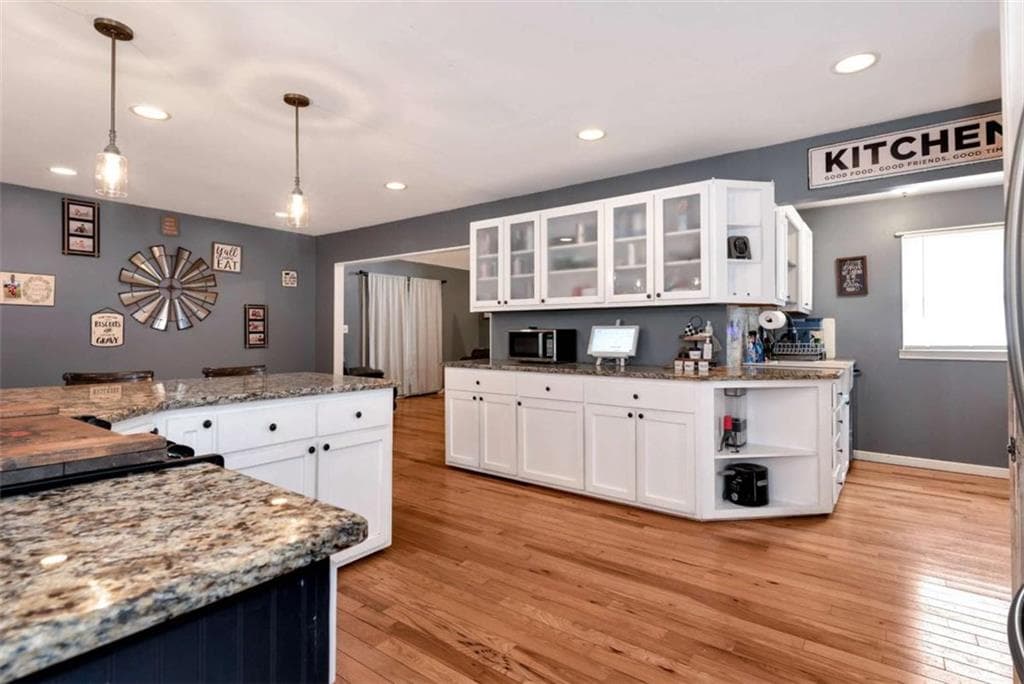 3 bedroom, 2 bathroom, 2,625 sq ft single family residence under contract at 6009 Holly Springs Road, Pendergrass, GA 30567 — photo 10