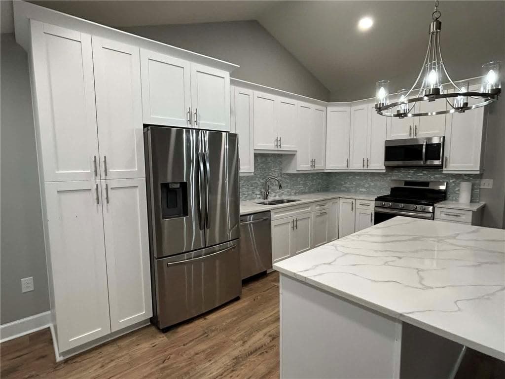 4 bedroom, 2 bathroom, 2,034 sq ft single family residence under contract at 29 Winding Creek Court, Dawsonville, GA 30534 — photo 2