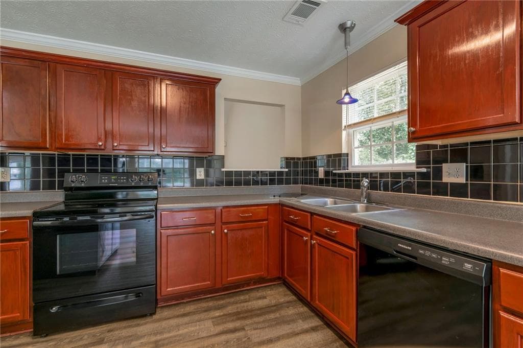 4 bedroom, 3 bathroom, 2,519 sq ft single family residence for sale at 1388 Sierra Ridge Place, Loganville, GA 30052 — photo 10