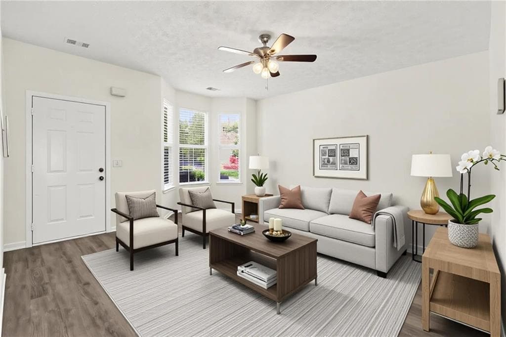 3 bedroom, 3 bathroom, 1,190 sq ft townhouse under contract at 1795 Fielding Way, Hampton, GA 30228 — photo 2