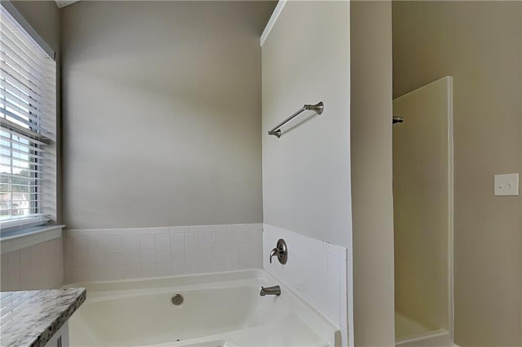 3 bedroom, 3 bathroom, 2,010 sq ft single family residence for rent at 4615 Duration Court, Snellville, GA 30039 for $2,125 a month — photo 10