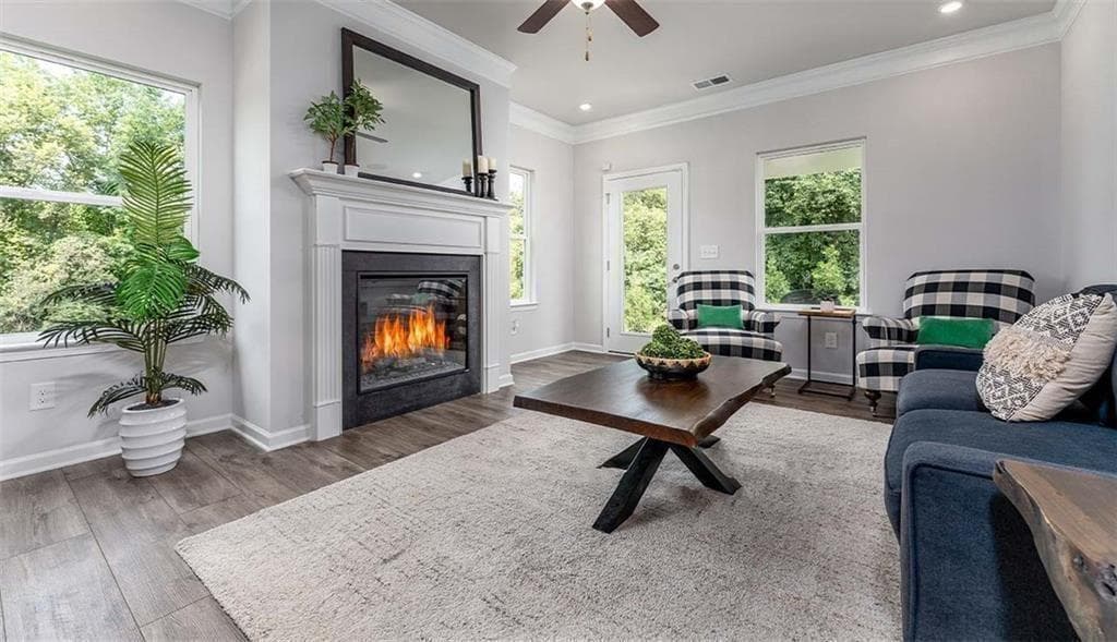 3 bedroom, 2 bathroom, 1,501 sq ft single family residence under contract at 202 Rory Drive, Calhoun, GA 30701 — photo 3