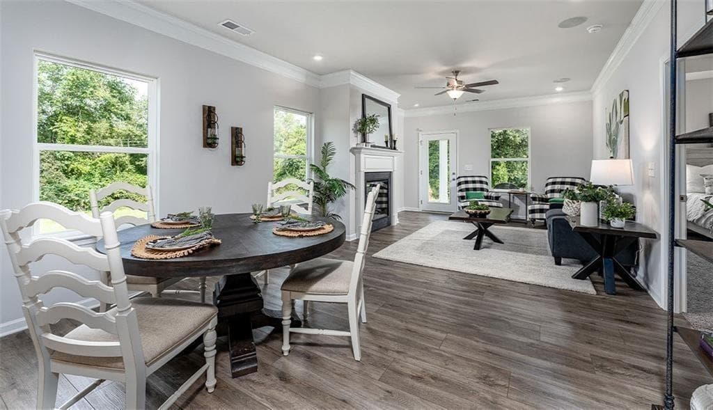 3 bedroom, 2 bathroom, 1,501 sq ft single family residence under contract at 202 Rory Drive, Calhoun, GA 30701 — photo 8