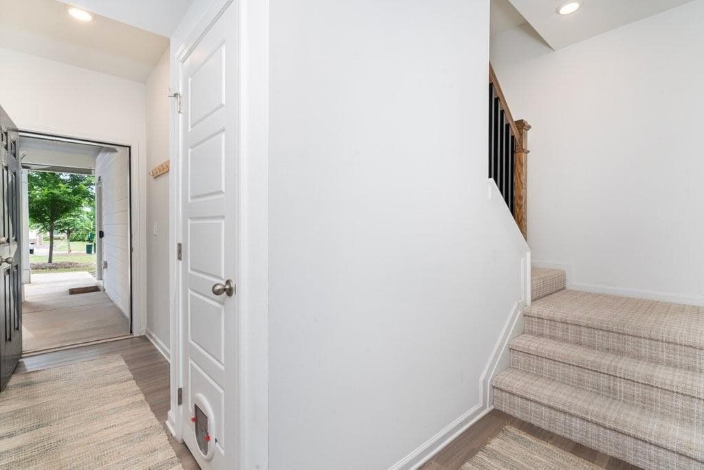 3 bedroom, 3 bathroom, 1,700 sq ft townhouse for sale at 2106 Remy Court, Kennesaw, GA 30144 — photo 4